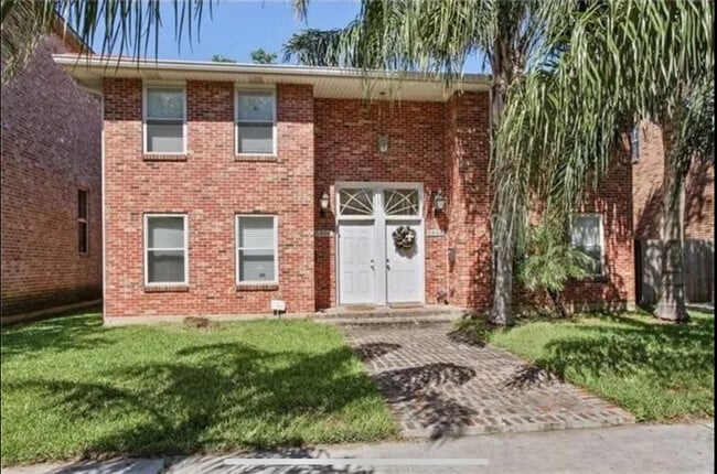 property at 6868 Milne Blvd