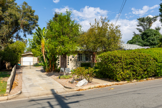 602 Glenwood Dr in Redlands, CA - Building Photo - Building Photo