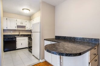 150 Overlook Ave, Unit 8J in Hackensack, NJ - Building Photo - Building Photo