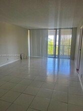3801 Environ Blvd in Lauderhill, FL - Building Photo - Building Photo
