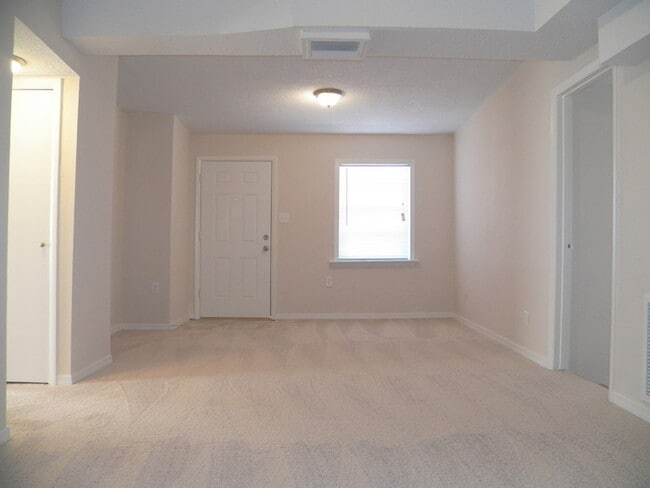 8081 45th St N in Pinellas Park, FL - Building Photo - Building Photo