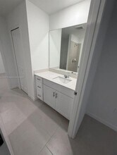 215 Peerless St in Lehigh Acres, FL - Building Photo - Building Photo