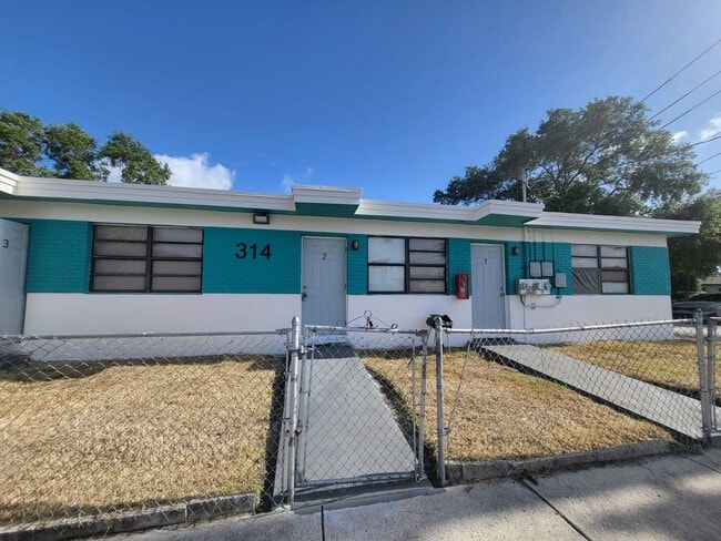 property at 314 Phippen Waiters Rd