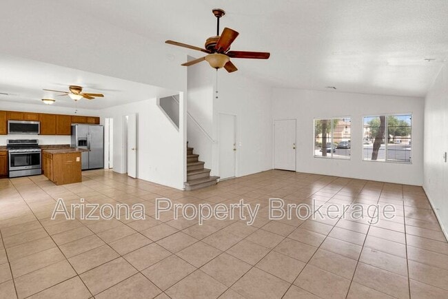 property at 1525 E Betsy Ln