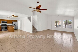 1525 E Betsy Ln in Gilbert, AZ - Building Photo - Building Photo