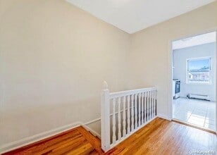 20-07 43rd St in Queens, NY - Building Photo - Building Photo