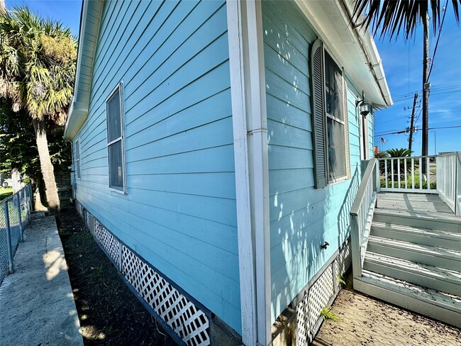 property at 2414 Grover Ave