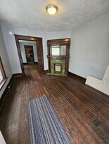 731 E 8th St in Erie, PA - Building Photo