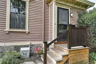 26 Larch St in Providence, RI - Building Photo - Building Photo