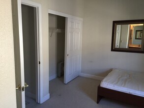 235 Metropolitan Dr in Milpitas, CA - Building Photo - Building Photo