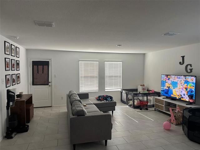 property at 2928 Dora Dr