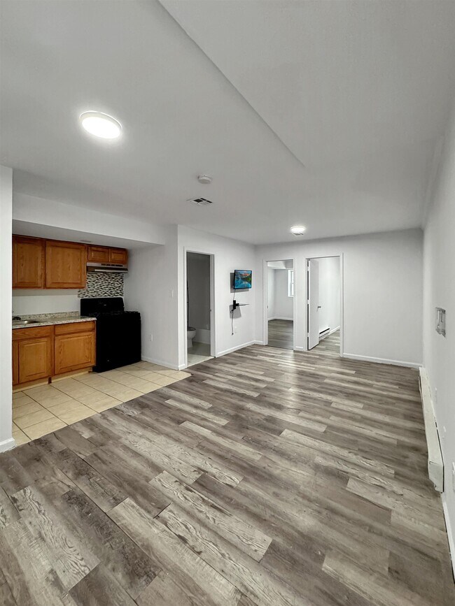 117 Carteret Ave in Jersey City, NJ - Building Photo - Building Photo
