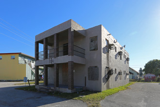 505-517 SW 7th St in Belle Glade, FL - Foto de edificio - Building Photo