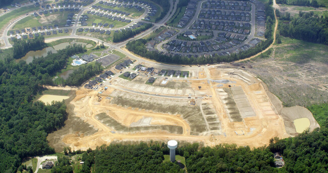 Groves at New Kent Ranch in New Kent, VA - Building Photo - Building Photo