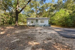 3980 Burma Rd in Mobile, AL - Building Photo