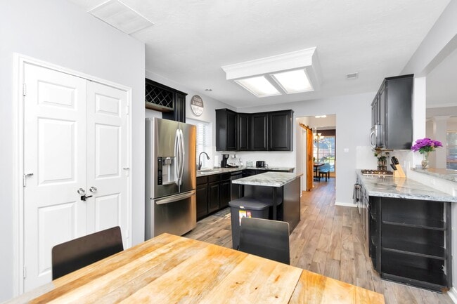 property at 10007 Hickory Trail Ln