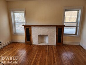 2905 W George St, Unit 1 in Chicago, IL - Building Photo - Building Photo