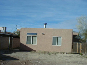 3055-3085 E Allen Rd in Tucson, AZ - Foto de edificio - Building Photo