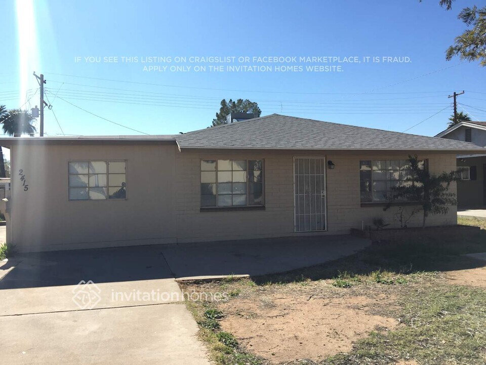 2415 W Maryland Ave in Phoenix, AZ - Building Photo