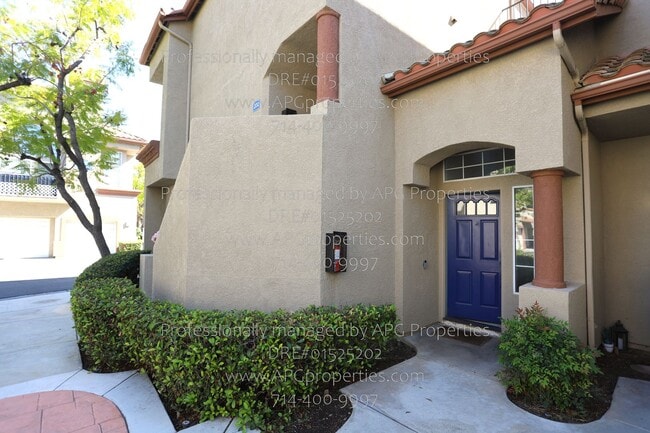 2901 Vía Toscana in Corona, CA - Building Photo - Building Photo