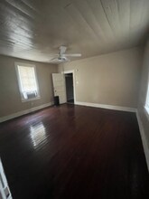 307 E Lambert St in San Antonio, TX - Building Photo - Building Photo