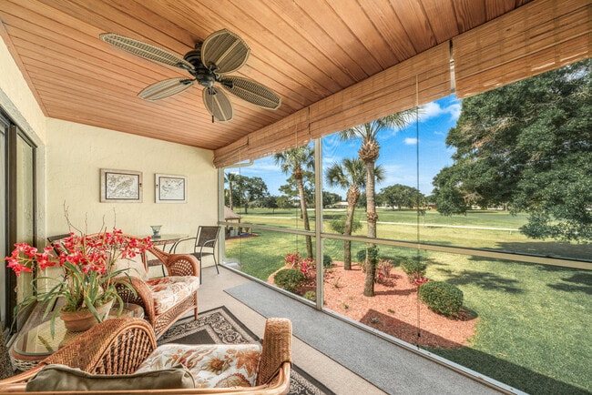 property at 3833 Edgewater Dr