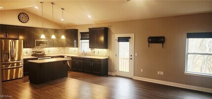 6965 Chandlersville Rd in Chandlersville, OH - Building Photo - Building Photo