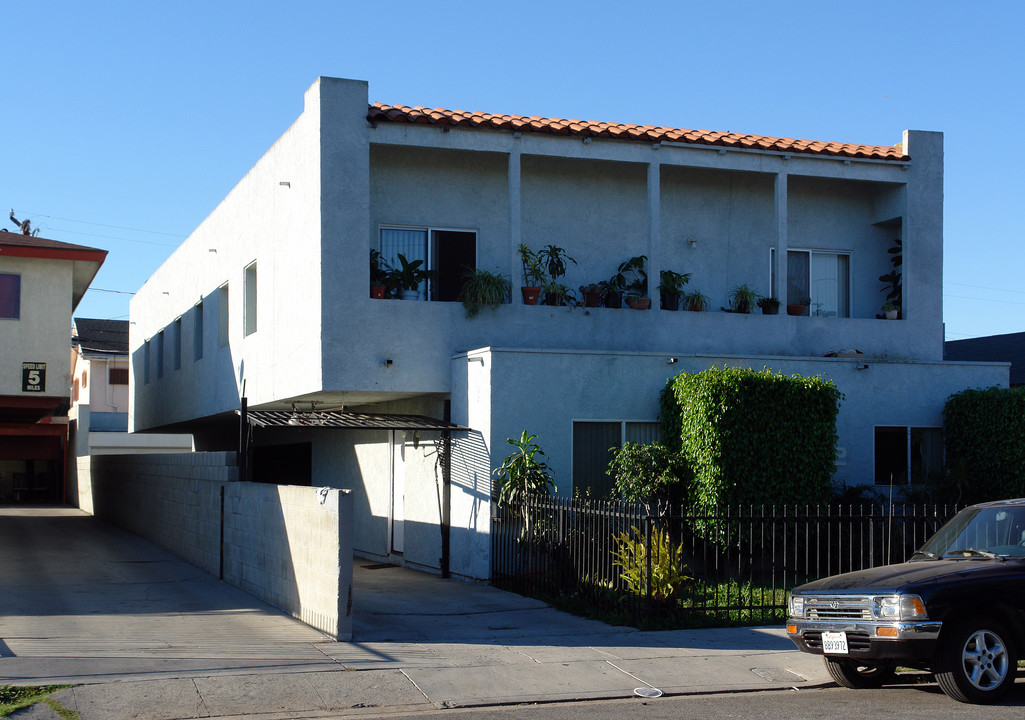 4832 W 116th St in Hawthorne, CA - Foto de edificio