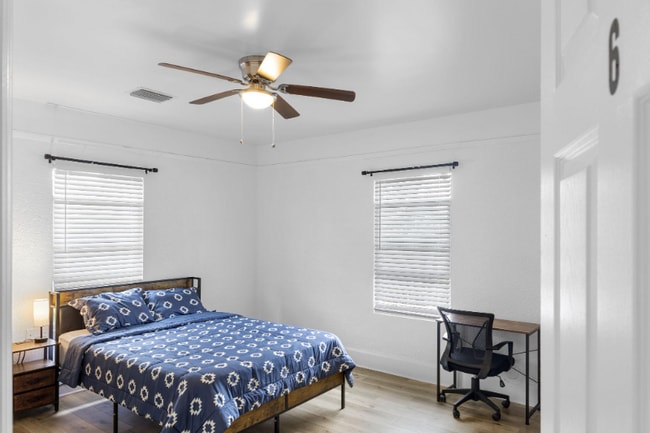 property at 518 N Ohio Ave