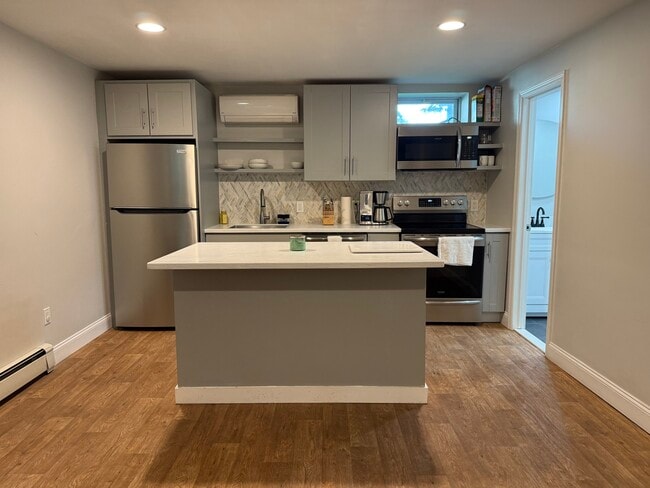 5 Mount Oak Pl, Unit 1