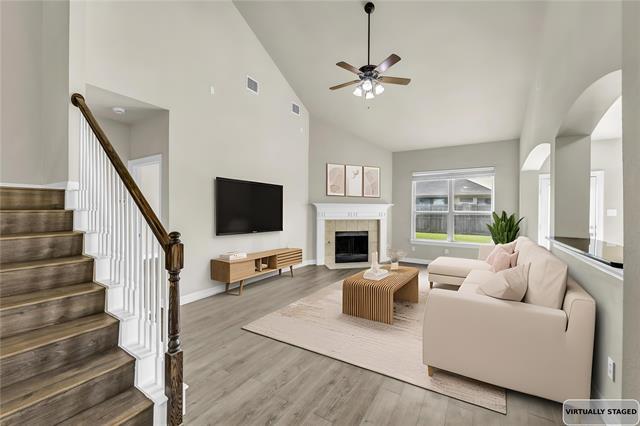 property at 1416 Rosson Rd