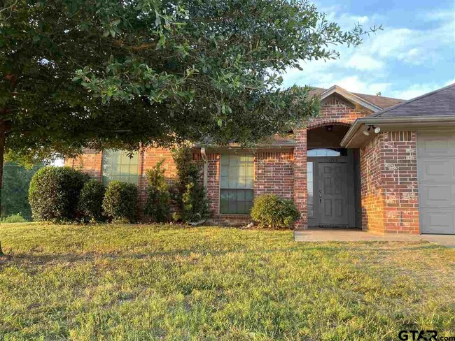 1908 Rocky Mountain Ln in Tyler, TX - Building Photo - Building Photo