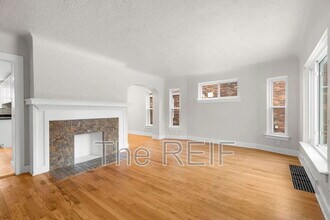 17151 San Juan Dr in Detroit, MI - Building Photo - Building Photo