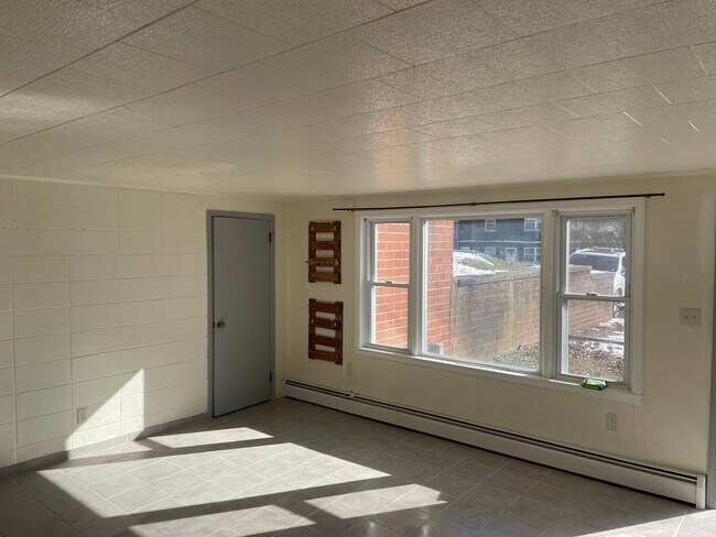 403 Marlington St, Unit 5 in Blacksburg, VA - Building Photo - Building Photo