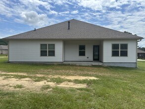 118 Preserve Dr in Benson, NC - Building Photo - Building Photo