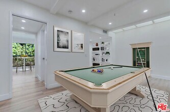 23471 Park Sorrento in Calabasas, CA - Building Photo - Building Photo
