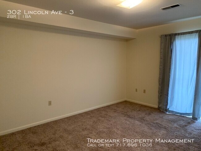 302 Lincoln Ave in Ephrata, PA - Building Photo - Building Photo