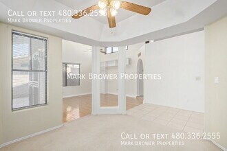 18002 N 12th St in Phoenix, AZ - Building Photo - Building Photo