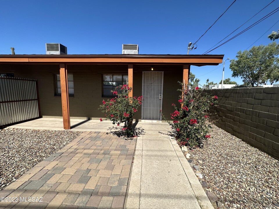 2909 N Castro Ave in Tucson, AZ - Building Photo