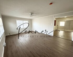 811 S Hardy Ave in Independence, MO - Building Photo - Building Photo