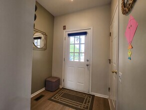 711 Blossom Ct in Naperville, IL - Building Photo - Building Photo