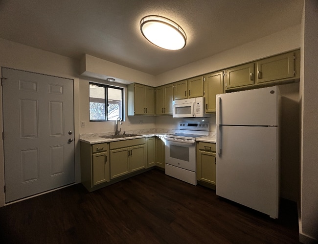 3184 N Corrine Dr in Prescott Valley, AZ - Building Photo - Building Photo