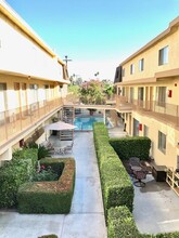 Townhouse Apartments in Whittier, CA - Building Photo - Building Photo