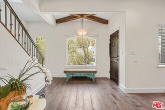 1042 S Stanley Ave in Los Angeles, CA - Building Photo - Building Photo