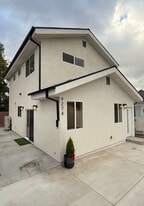 9274 Cayuga Ave in Sun Valley, CA - Building Photo