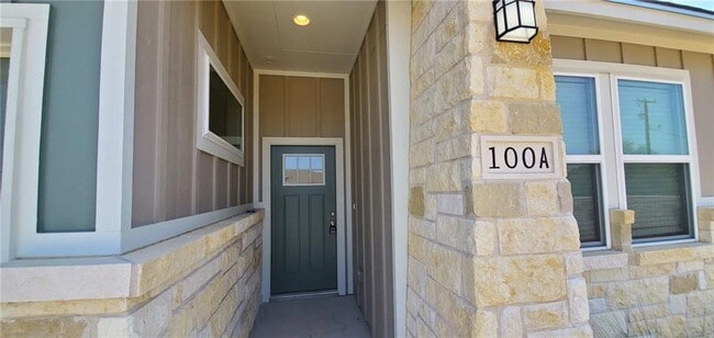 101 Bailey Kay Ct in Jarrell, TX - Building Photo - Building Photo