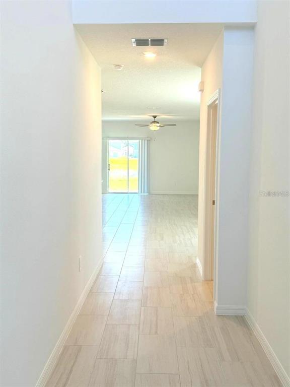 11476 Radiant Shr Lp in San Antonio, FL - Building Photo - Building Photo