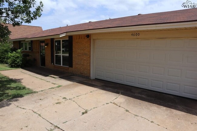 4600 Sierra Madre Dr in Wichita Falls, TX - Building Photo - Building Photo