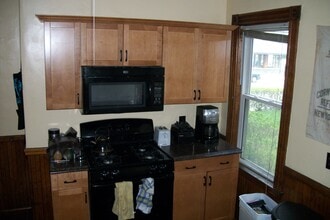 299 N Harvard St, Unit 1 in Boston, MA - Foto de edificio - Building Photo