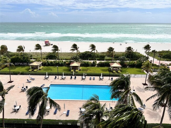 property at 2625 Collins Ave